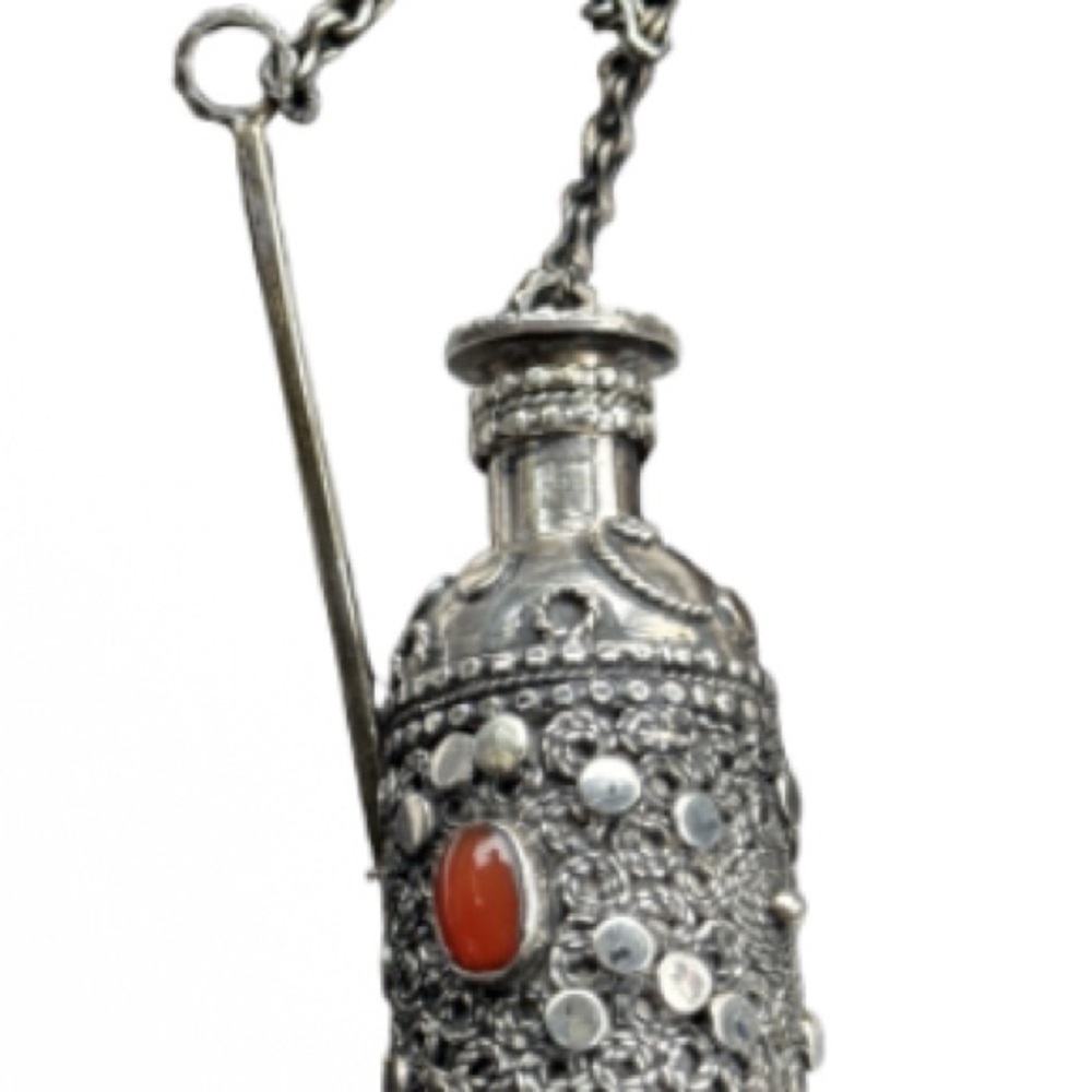 Tibetan decorated silver jar for snuff , perfume - Picture 2 of 5